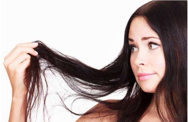 5 وصفات طبيعية لعلاج تجعد الشعر
